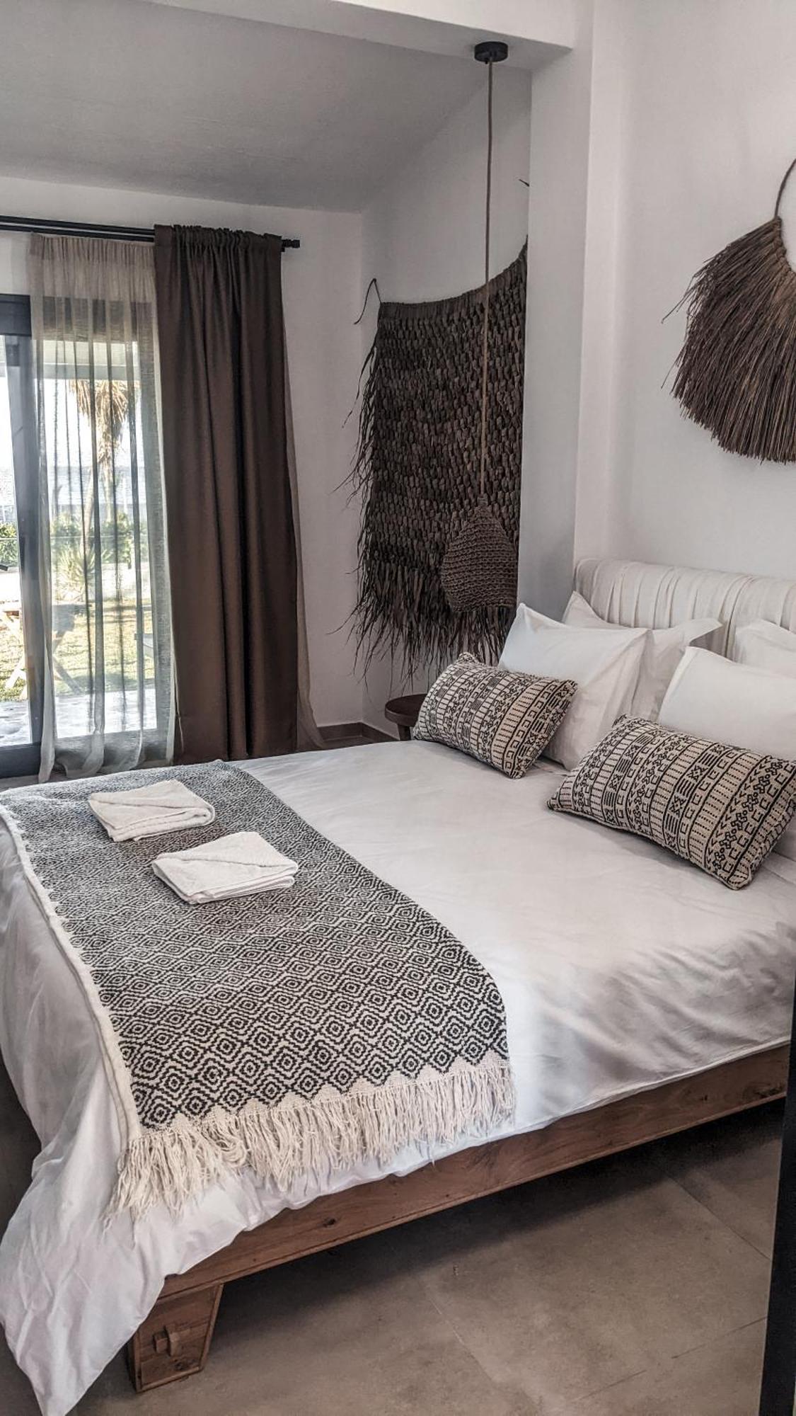 Bungalows Iphigenia Πευκοχώρι Δωμάτιο φωτογραφία